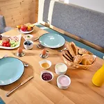Apart-hotel Zum Wohle