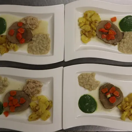 Ξενοδοχείο με διαμερίσματα Zum Wohle Oberwoelz Stadt