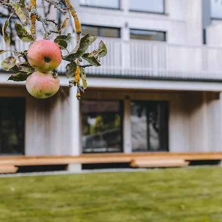 Zum Wohle Ξενοδοχείο με διαμερίσματα 3*